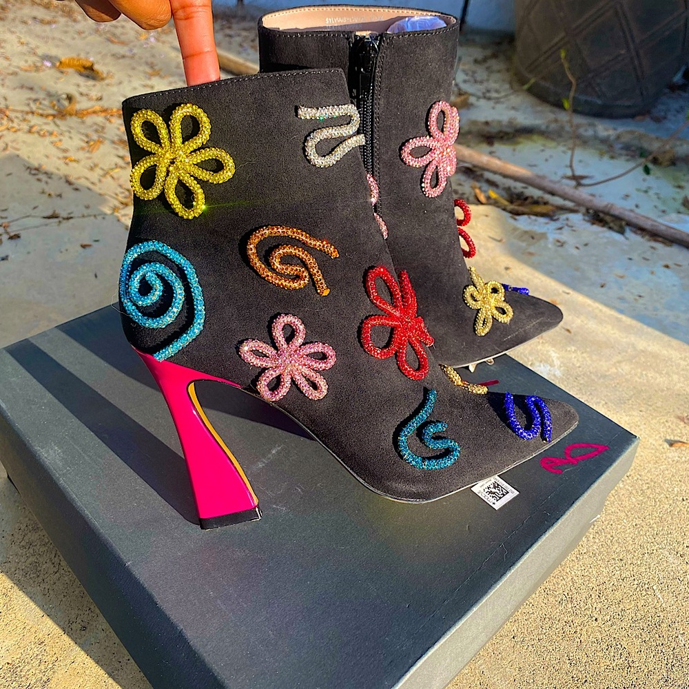 Betsy Johnson - black Sylvia boot